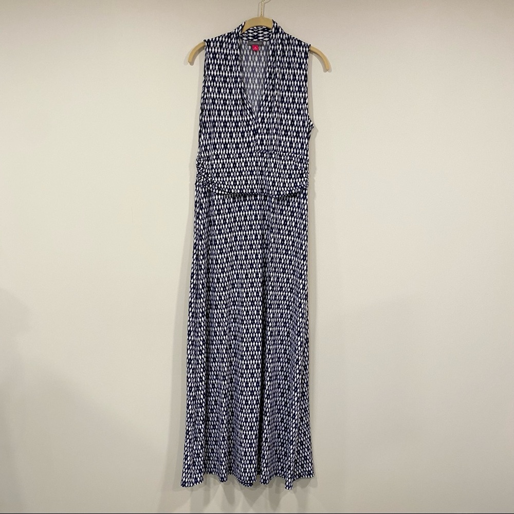 VINCE CAMUTO Maxi Ikat Dress Sleeveless Blue White Size Medium - Picture 2 of 10